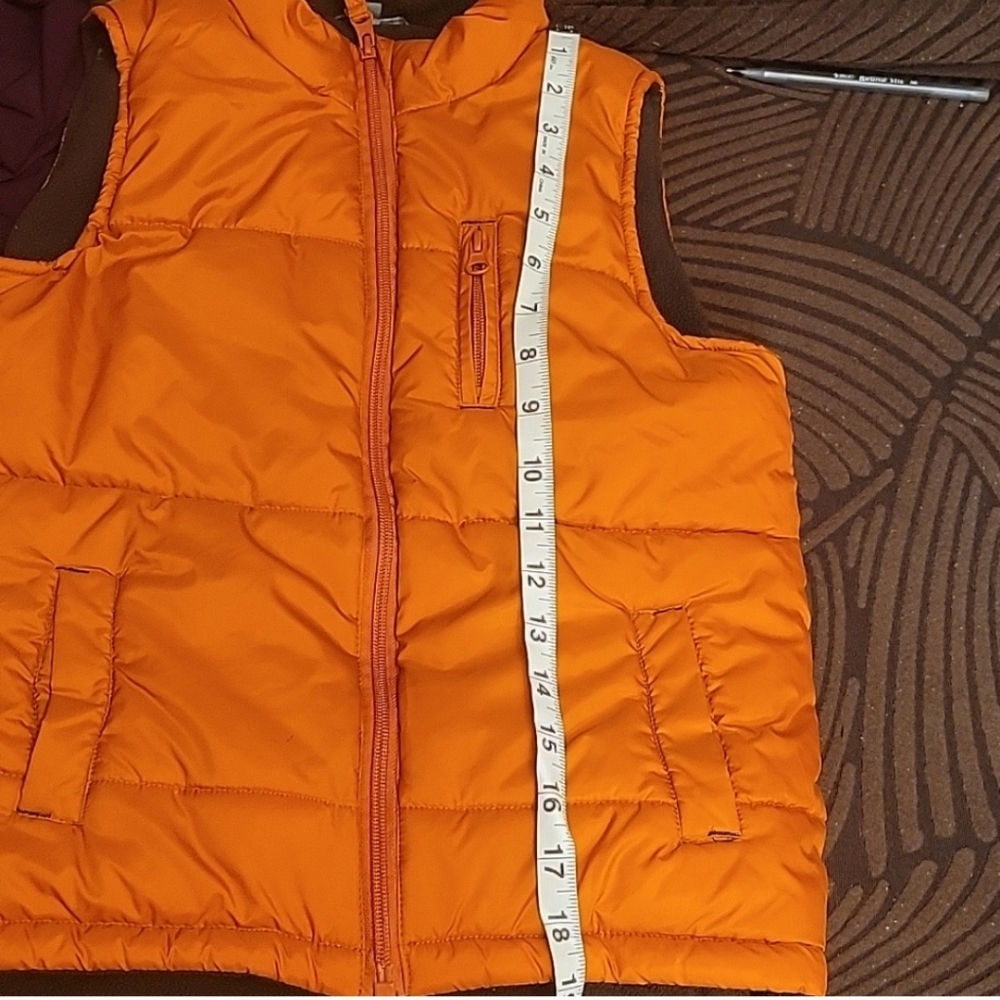 YDJ GIRL'S BURNT ORANGE SLEEVELESS PUFFER VEST - Picture 2 of 11